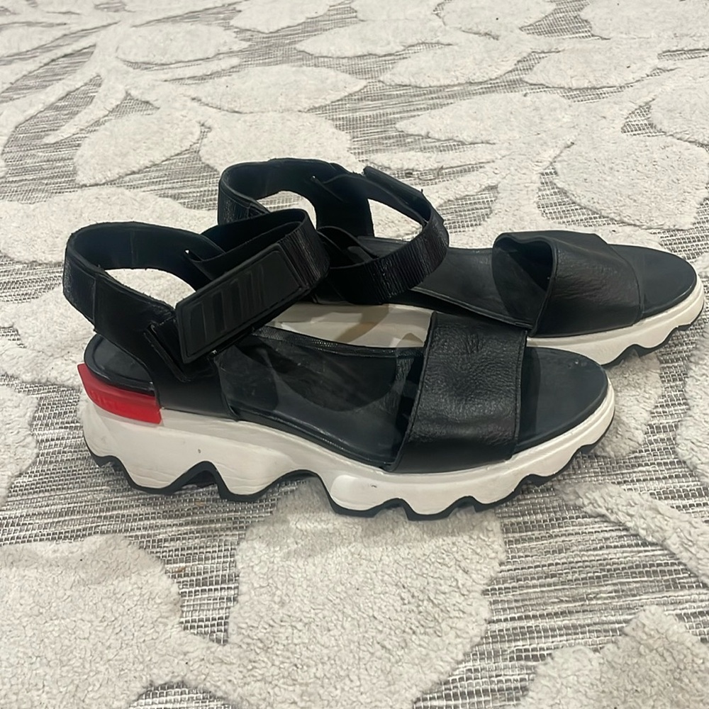 Sorel Black and White Sandals